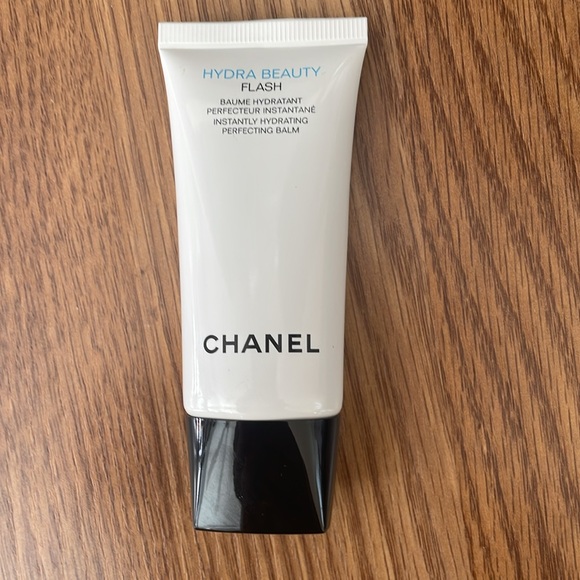 CHANEL Hydra Beauty Flash Instantly Hydrating Perfecting Balm for Unisex… - Picture 3 of 4